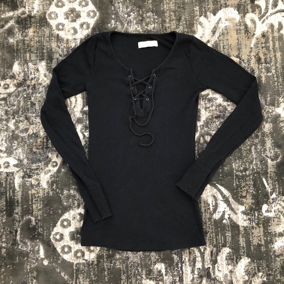 Abercrombie & Fitch Tops - Abercrombie and Fitch long sleeve size xsmall